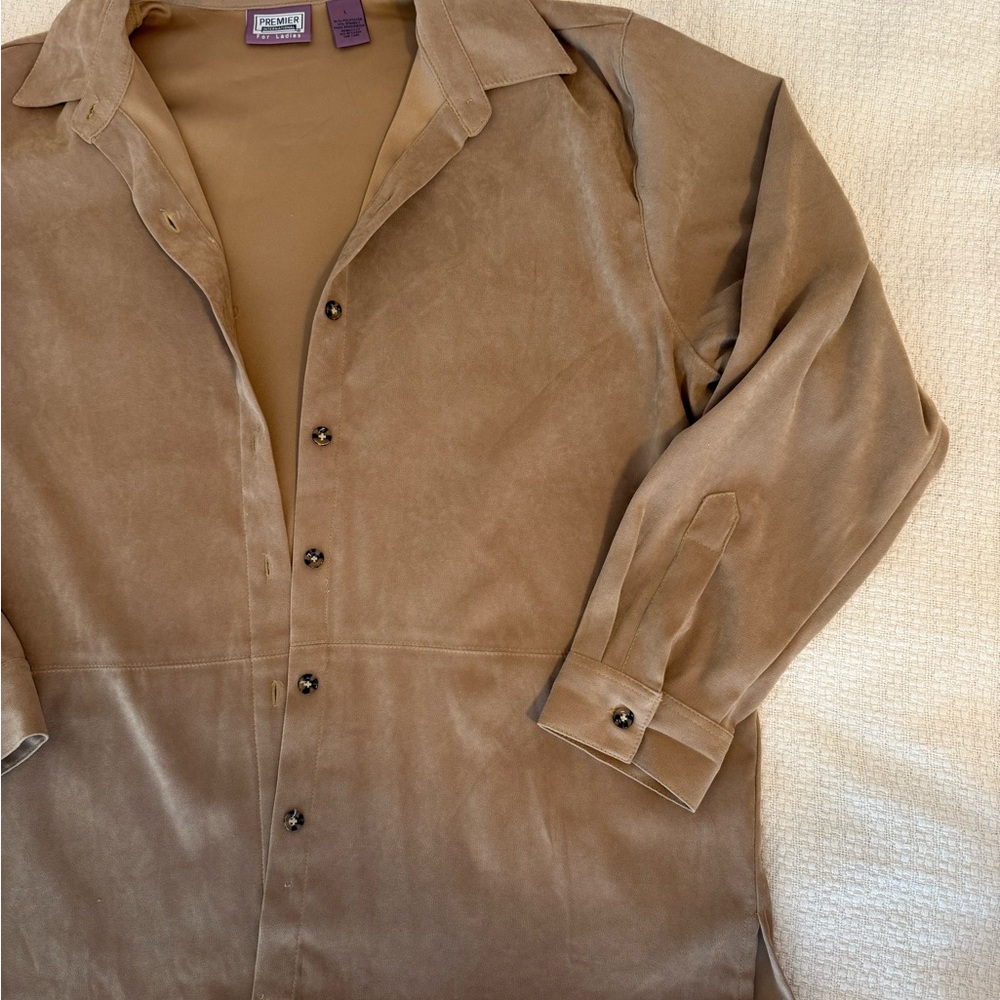Corduroy Tan Button-Up Shirt/Light Jacket